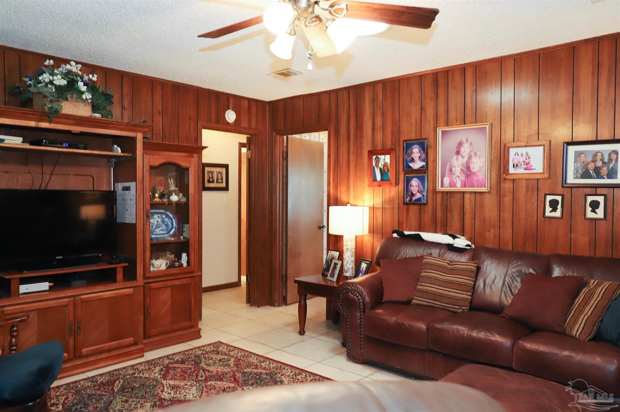 4175 April Road Pensacola, FL 32504 - Photo 13 of 42 Gallery Image 13
