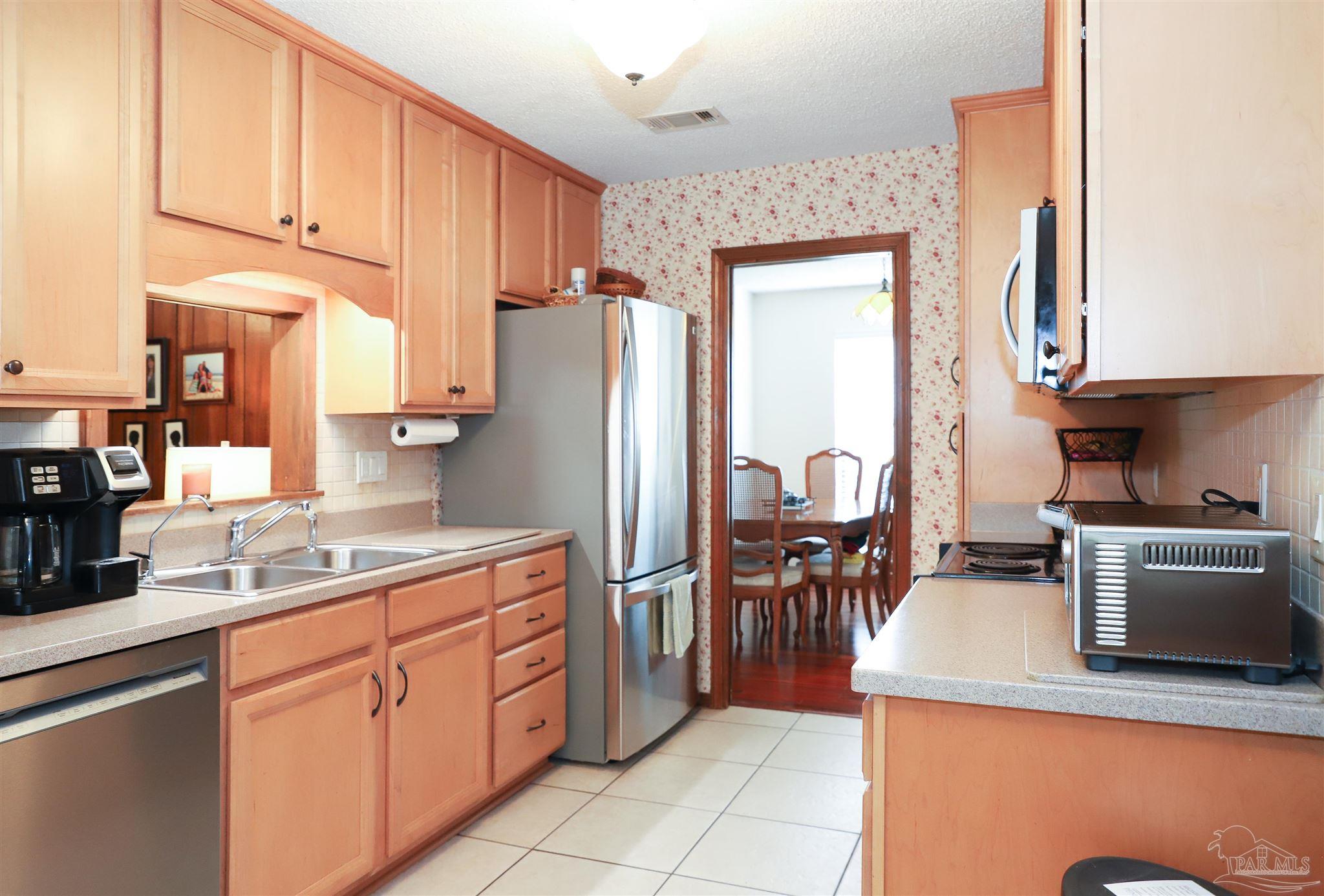 4175 April Road Pensacola, FL 32504 - Photo 16 of 42 Gallery Image 16