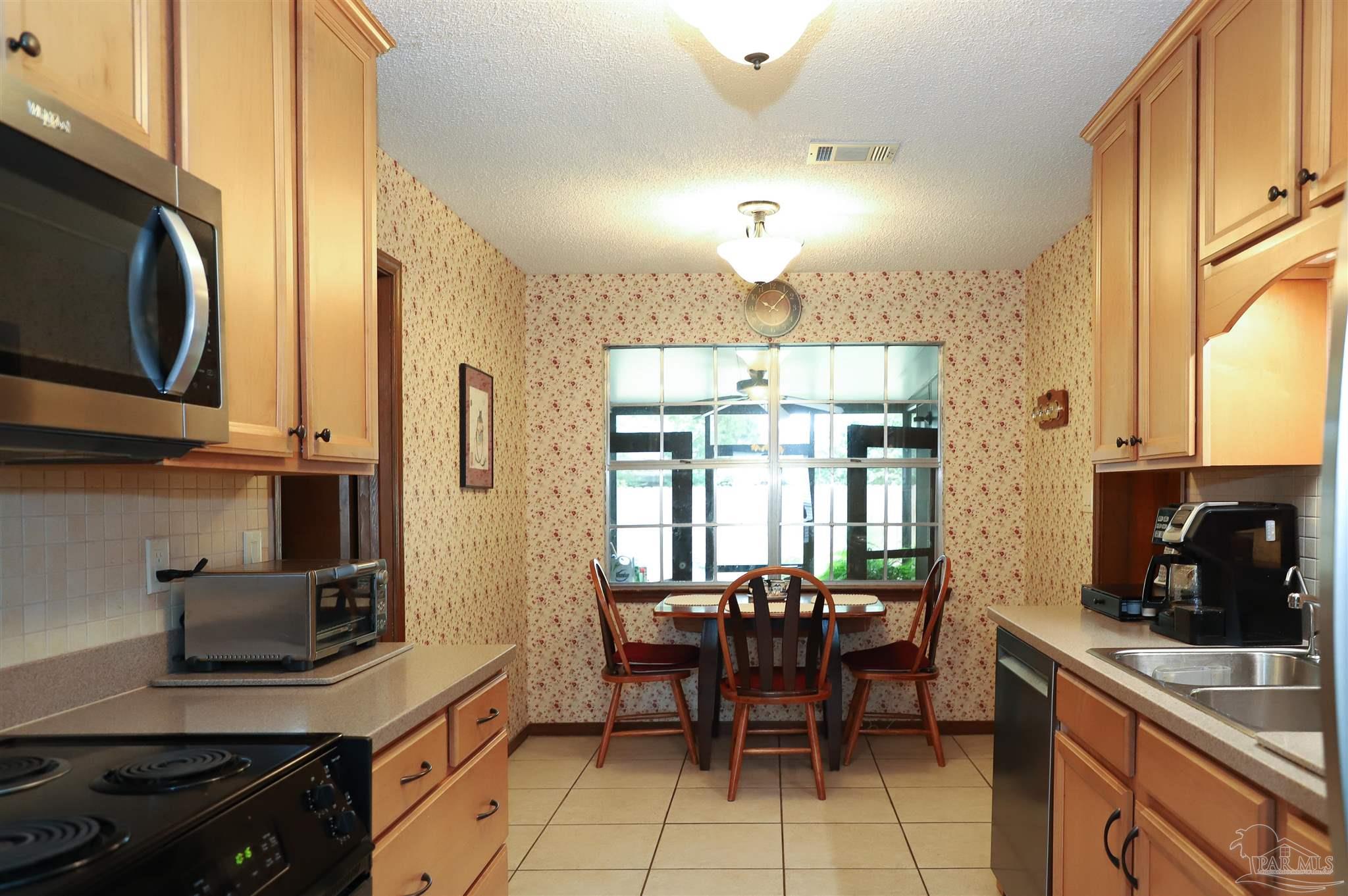 4175 April Road Pensacola, FL 32504 - Photo 18 of 42 Gallery Image 18