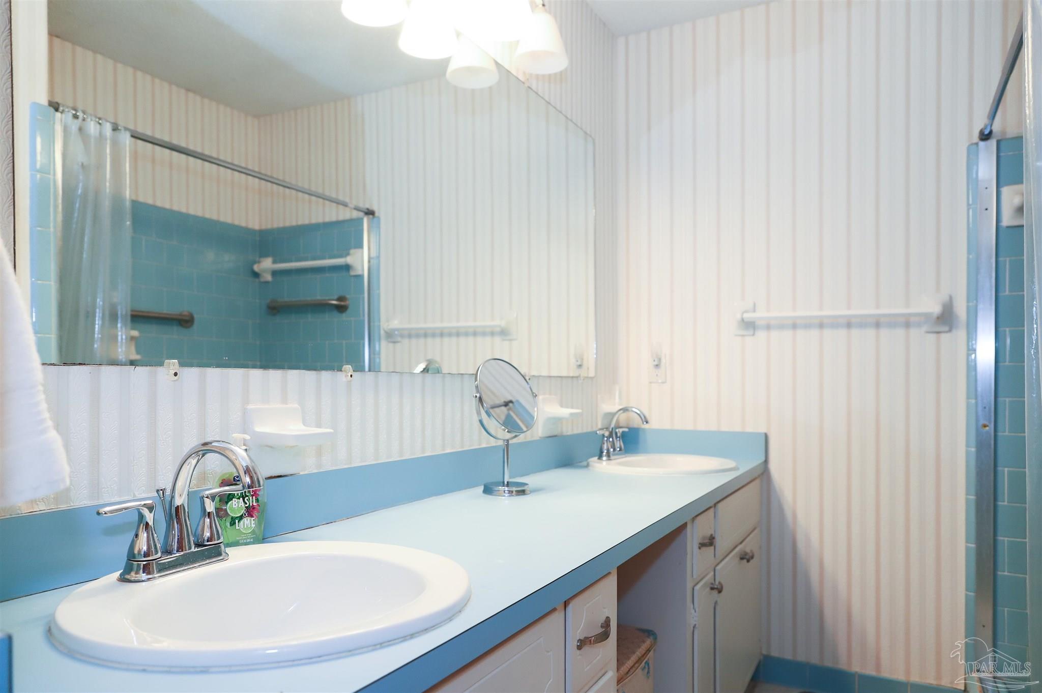 4175 April Road Pensacola, FL 32504 - Photo 25 of 42 Gallery Image 25