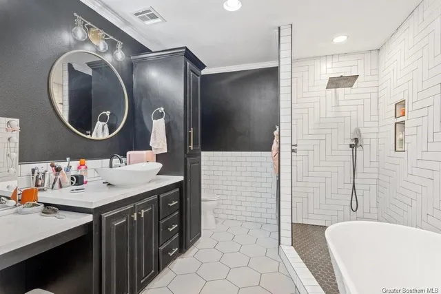 $1,375,000 | 23180 Panchoville Road, Jennings, LA 70546