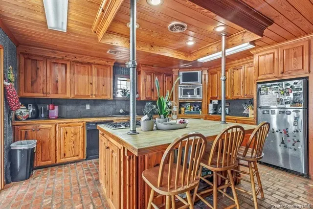 $1,375,000 | 23180 Panchoville Road, Jennings, LA 70546