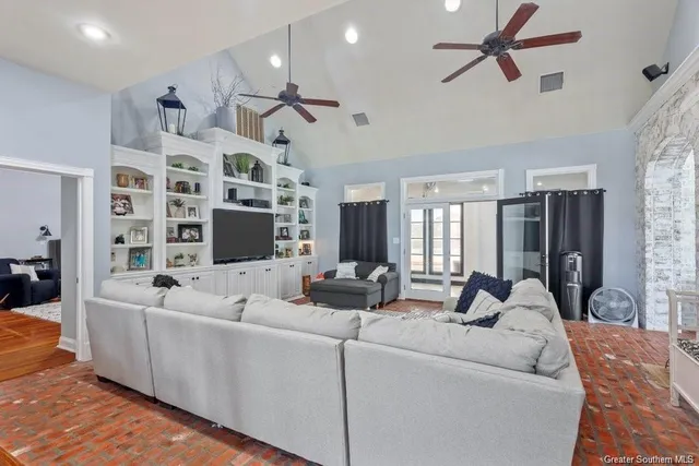 $1,375,000 | 23180 Panchoville Road, Jennings, LA 70546