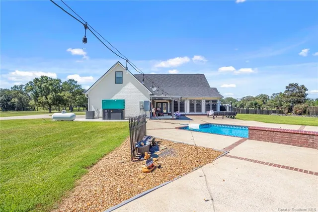 $1,375,000 | 23180 Panchoville Road, Jennings, LA 70546