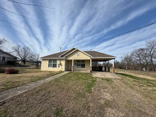 $119,999 | 1009 West Houston Street, Clarksville, TX 75426