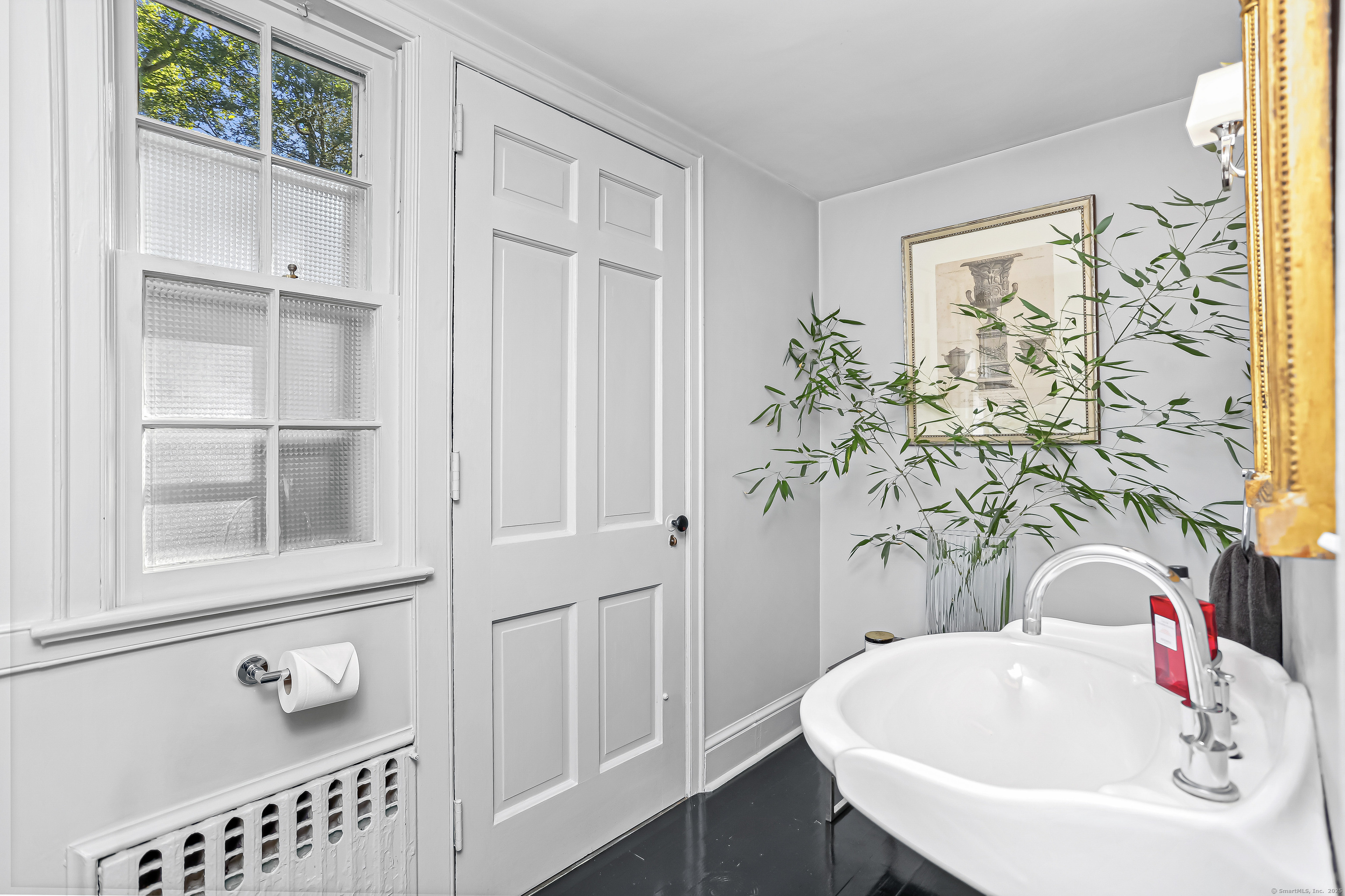 145 Lyons Plain Road Weston, CT 06883 - Photo 14 of 37