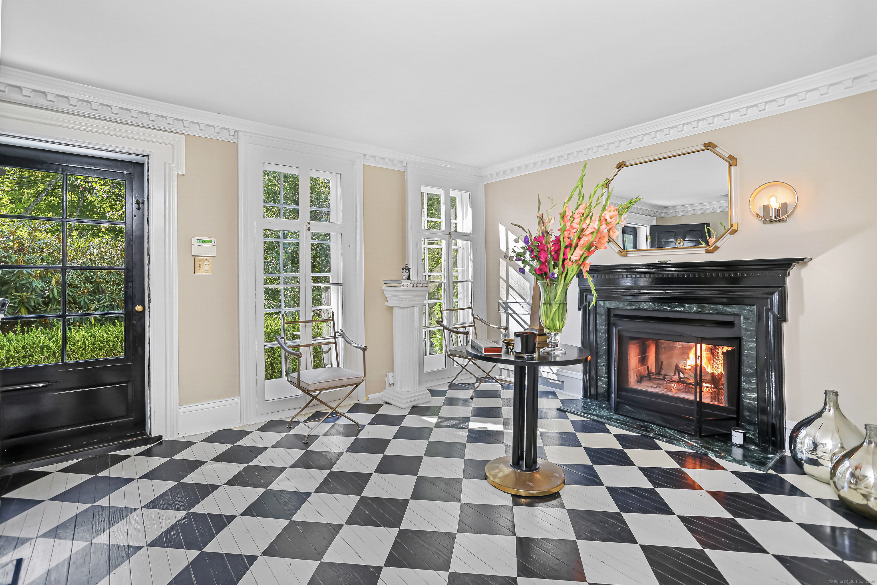 145 Lyons Plain Road Weston, CT 06883 - Photo 7 of 37