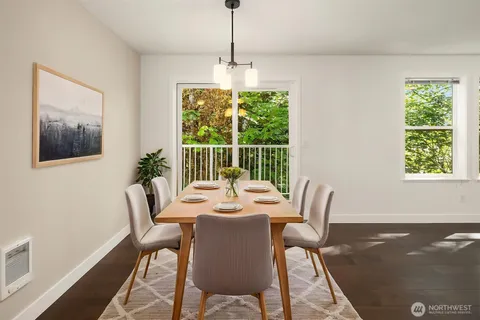 $372,998 | 1101 10th Street, Unit 13, Snohomish, WA 98290