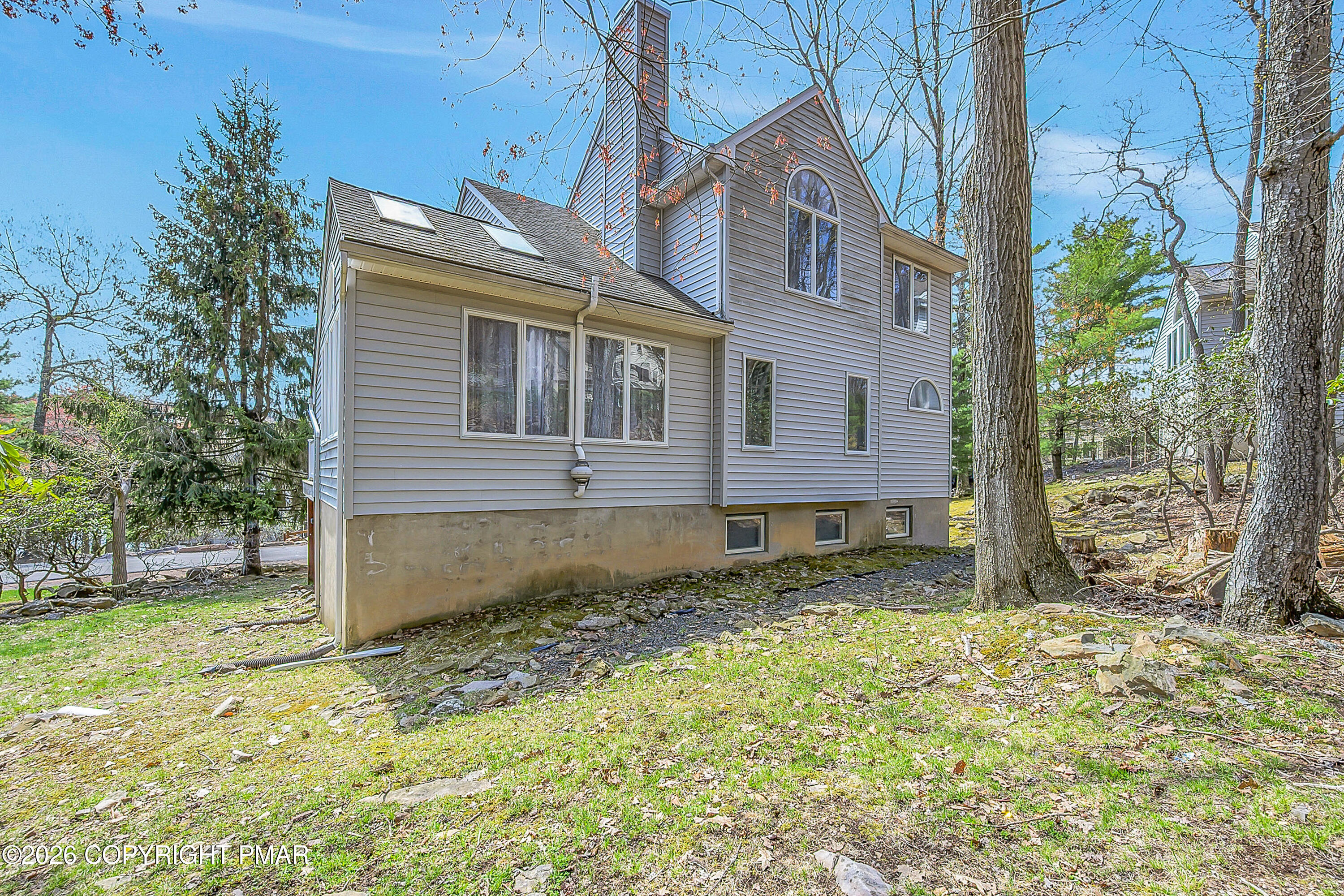 9 Rockspring Court Lake Harmony, PA 18624 - Photo 7 of 52 Rock Spring -6