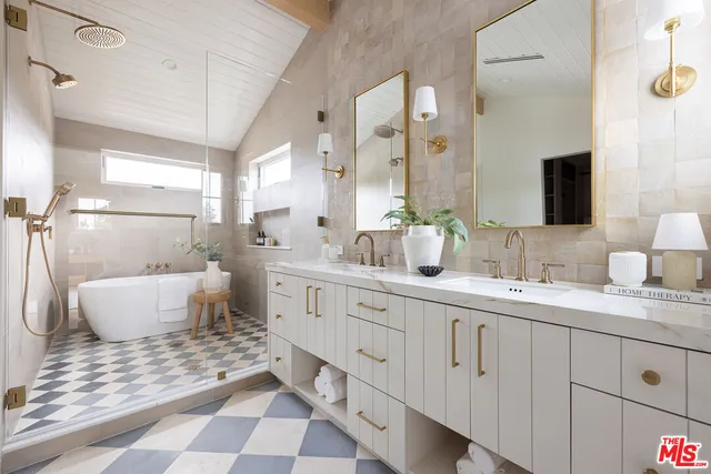 $4,195,000 | 8363 Stewart Avenue, Los Angeles, CA 90045