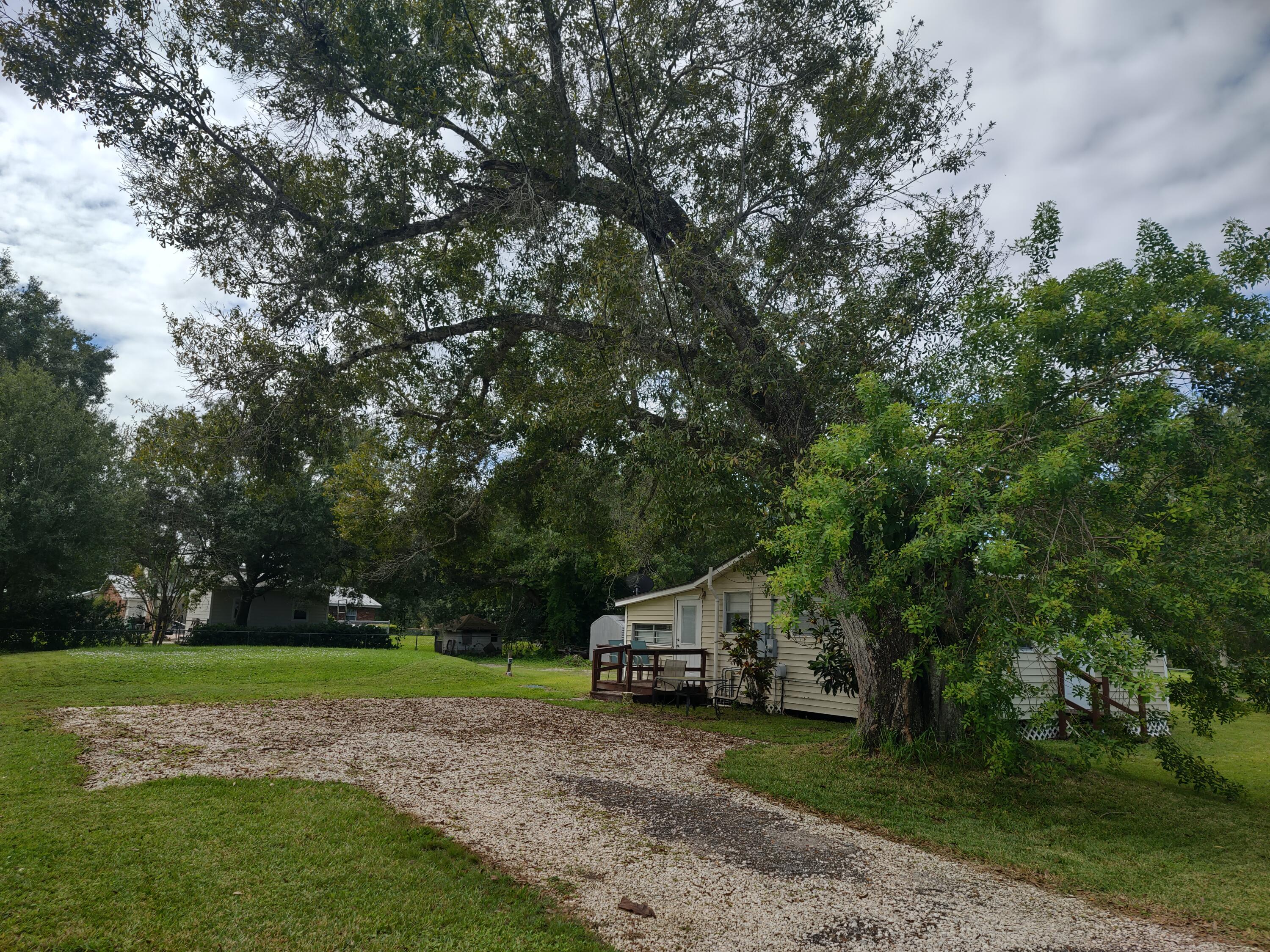 709 Brack Road Fort Pierce, FL 34982 - Photo 8 of 24 b22