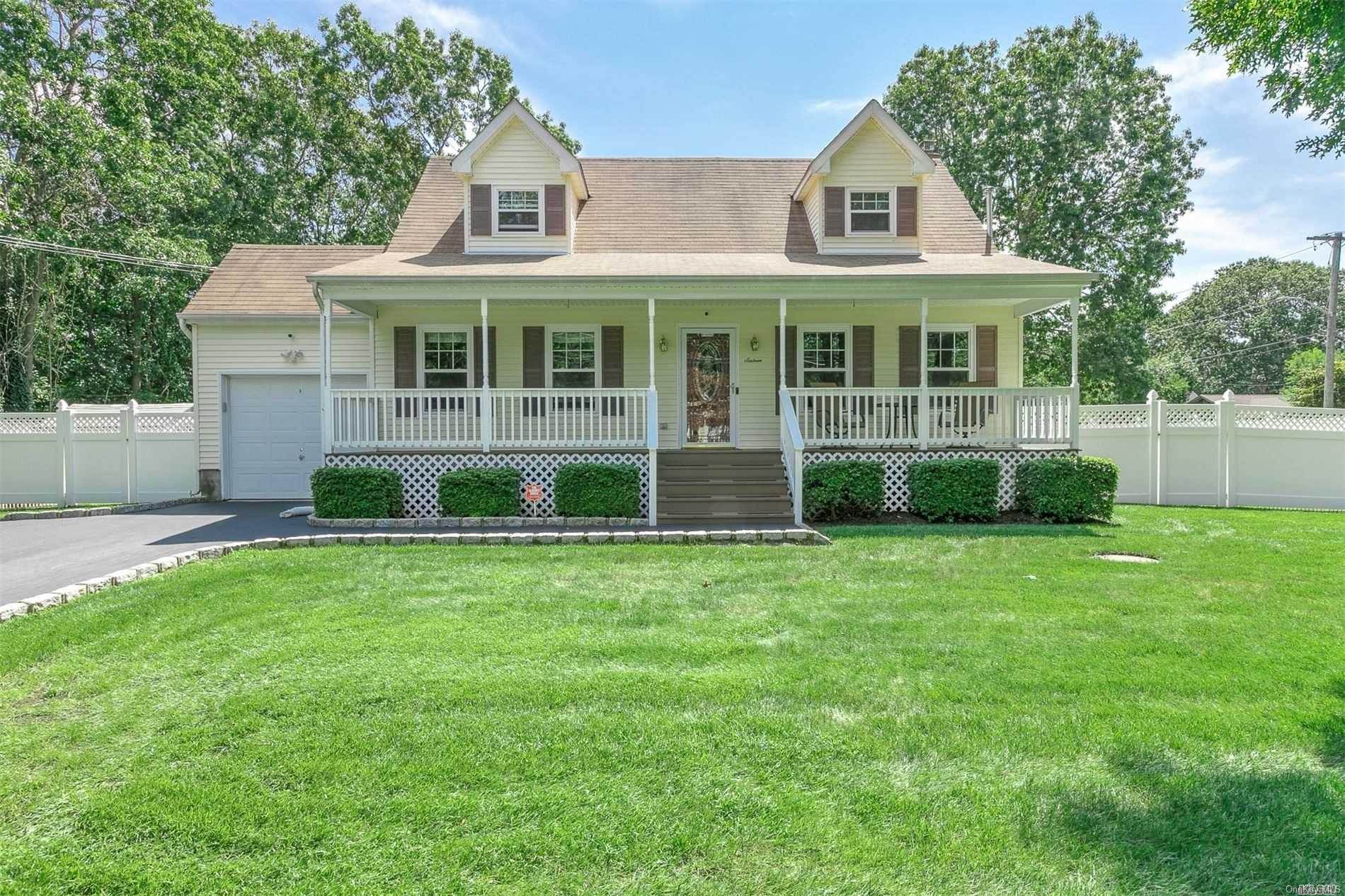 16 Tyne Road Shirley, NY 11967 - Photo 1 of 1 Gallery Image 1