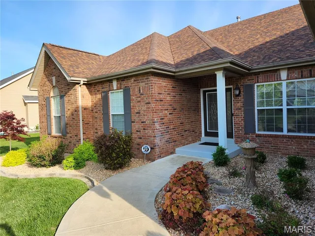 $525,000 | 1140 Water View Lane, O'Fallon, MO 63366