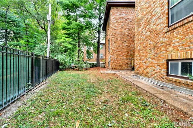 $875,000 | 7224 Pershing Avenue, University City, MO 63130