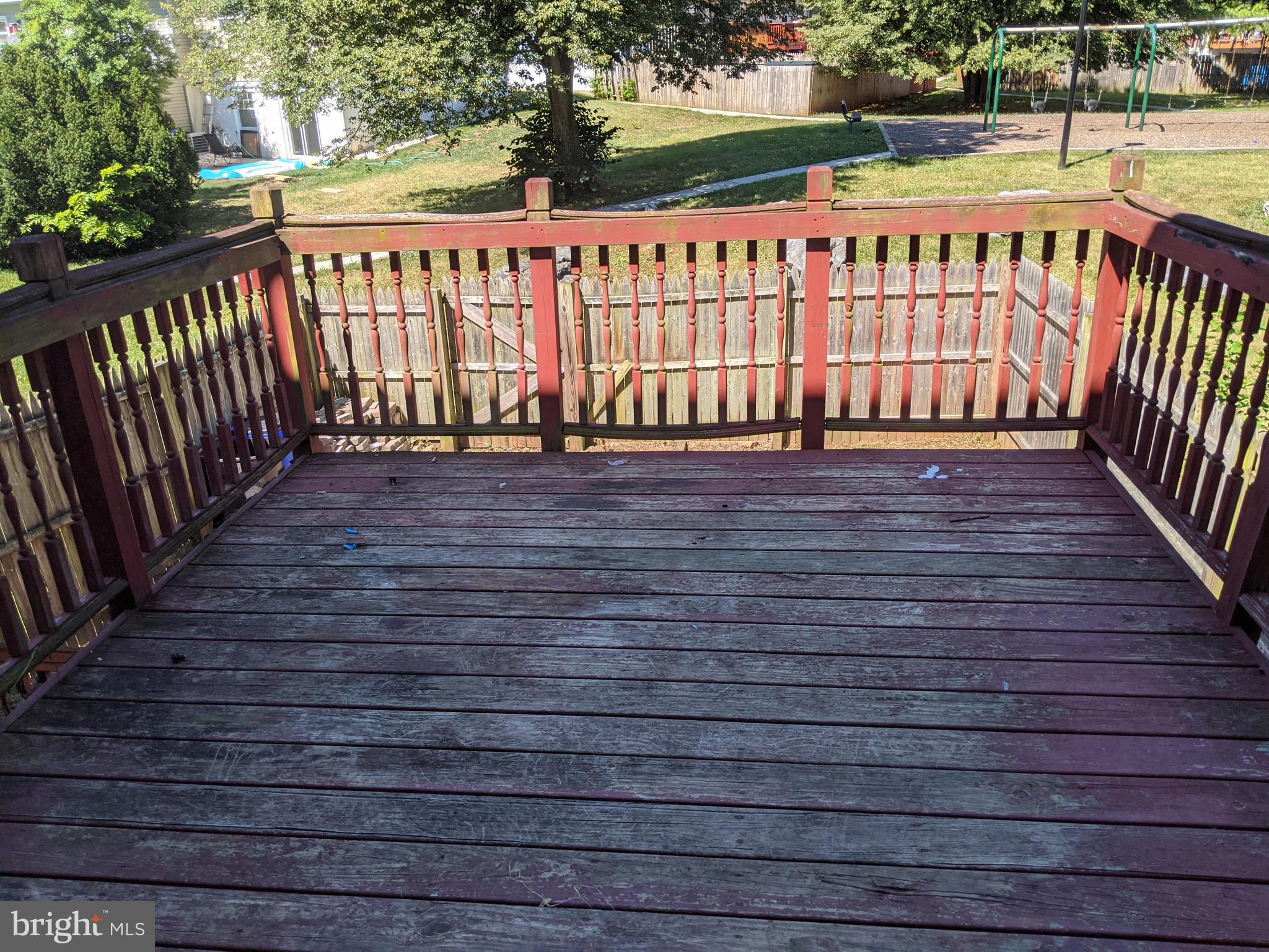 1656 Colonial Way Frederick, MD 21702 - Photo 15 of 18 Deck