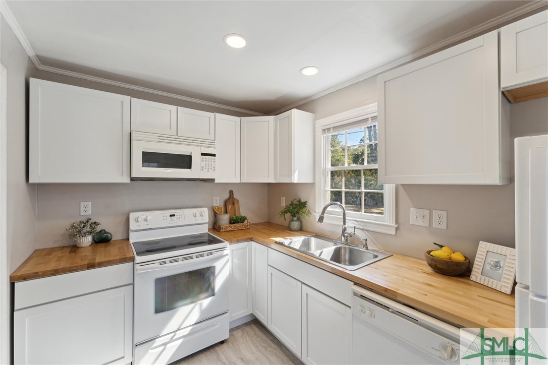 2387 Pinetree Road Savannah, GA 31404 - Photo 11 of 28 Gallery Image 11