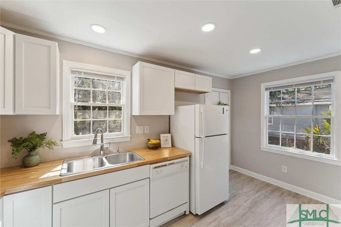 2387 Pinetree Road Savannah, GA 31404 - Photo 12 of 28 Gallery Image 12