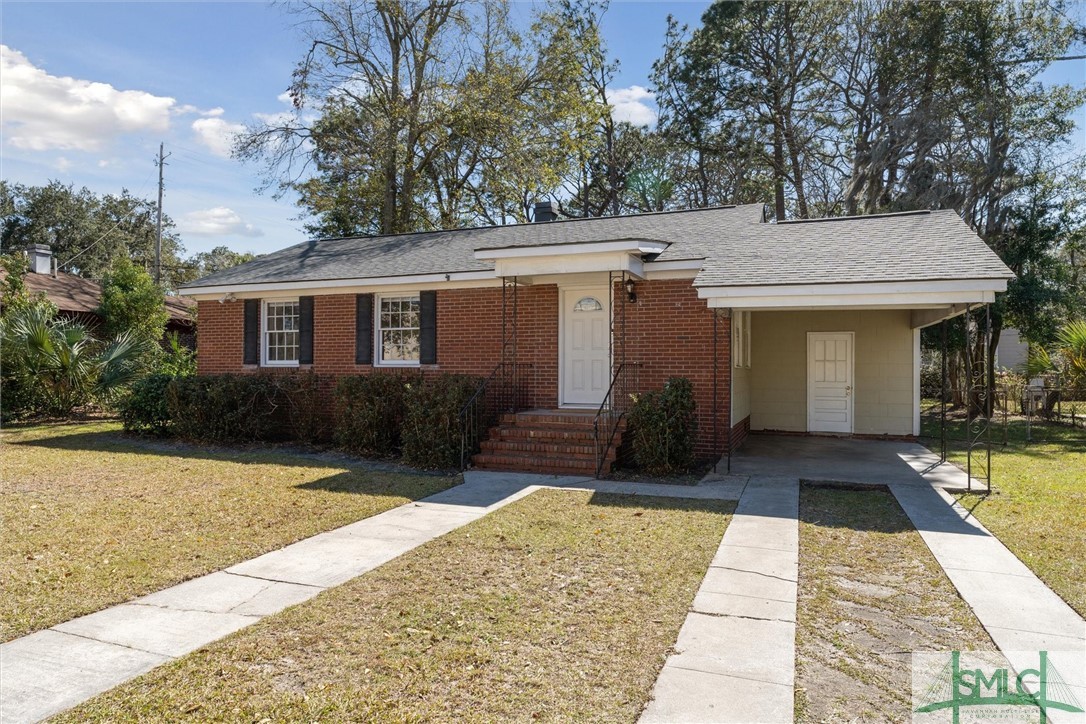 2387 Pinetree Road Savannah, GA 31404 - Photo 2 of 28 Gallery Image 2