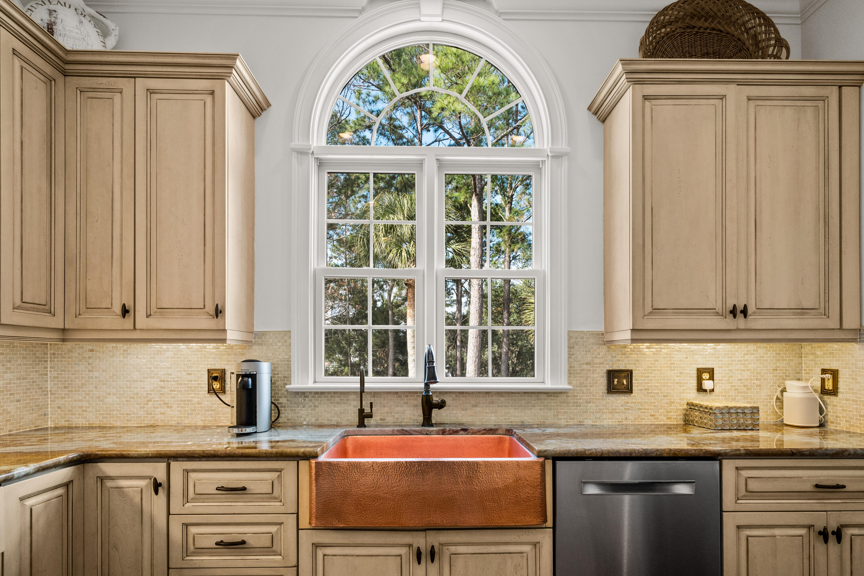 3600 Henrietta Hartford Road Mount Pleasant, SC 29466 - Photo 14 of 92 Kitchen