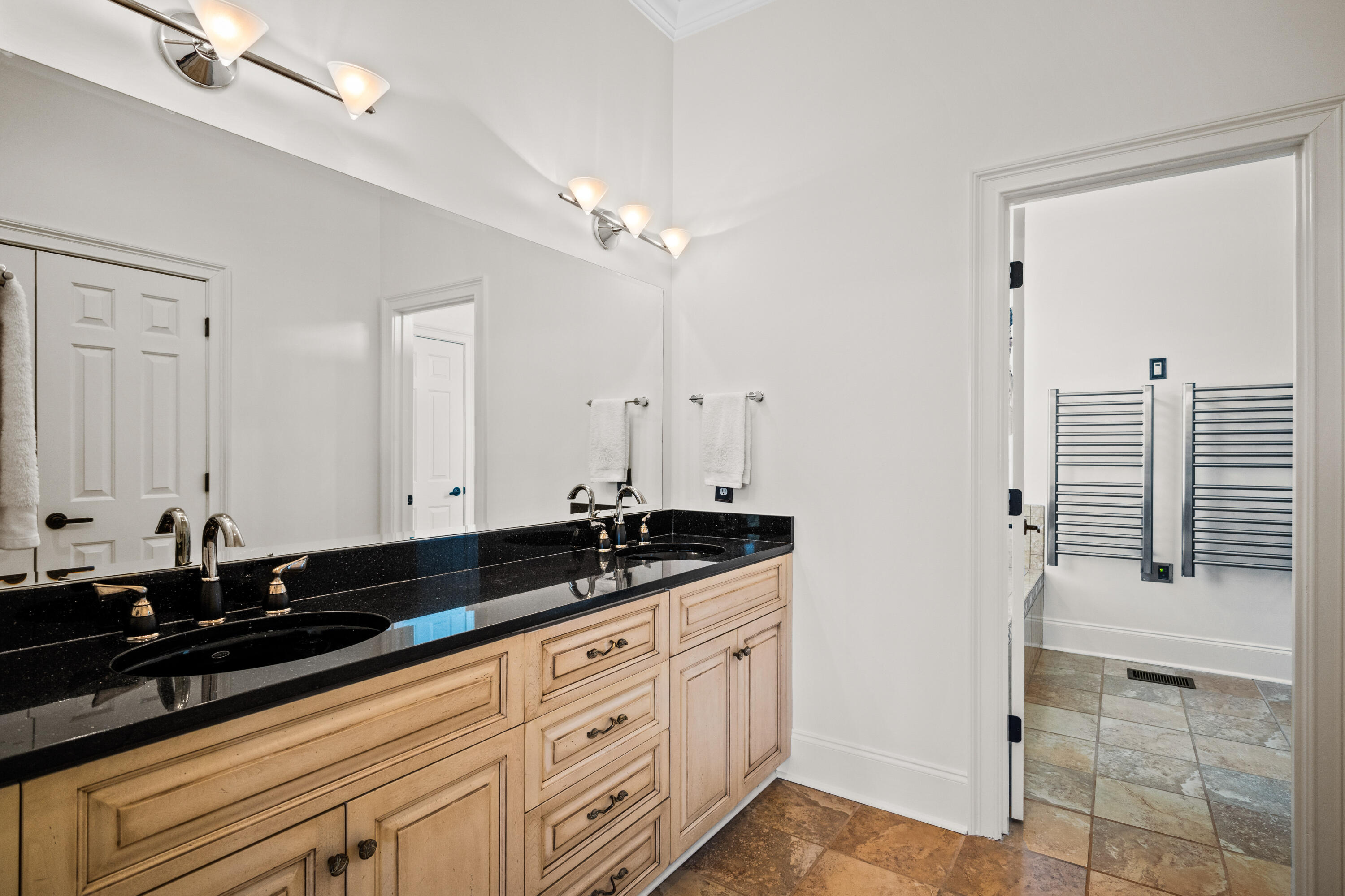 3600 Henrietta Hartford Road Mount Pleasant, SC 29466 - Photo 24 of 92 Primary bathroom