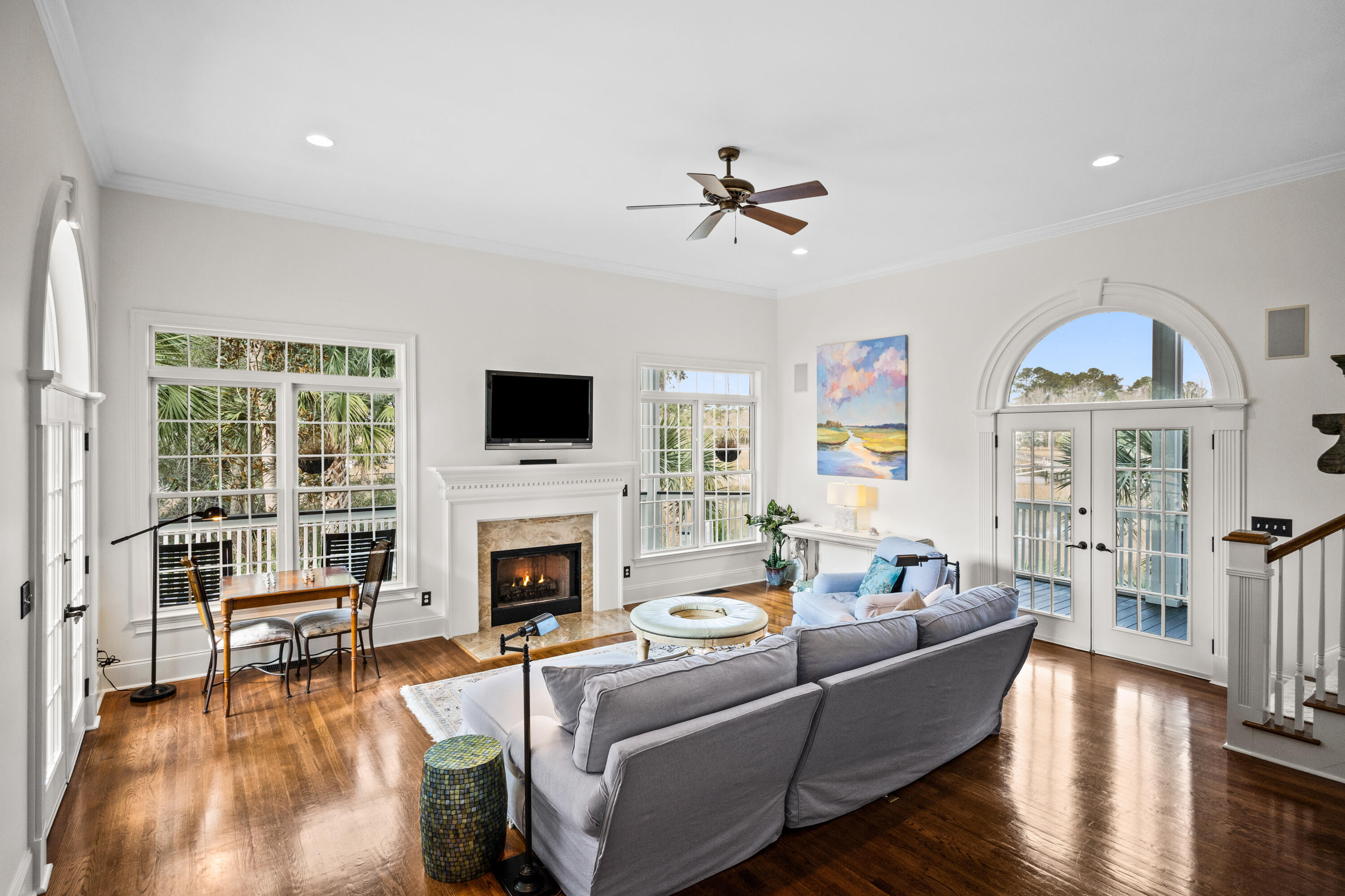 3600 Henrietta Hartford Road Mount Pleasant, SC 29466 - Photo 29 of 92 Living room