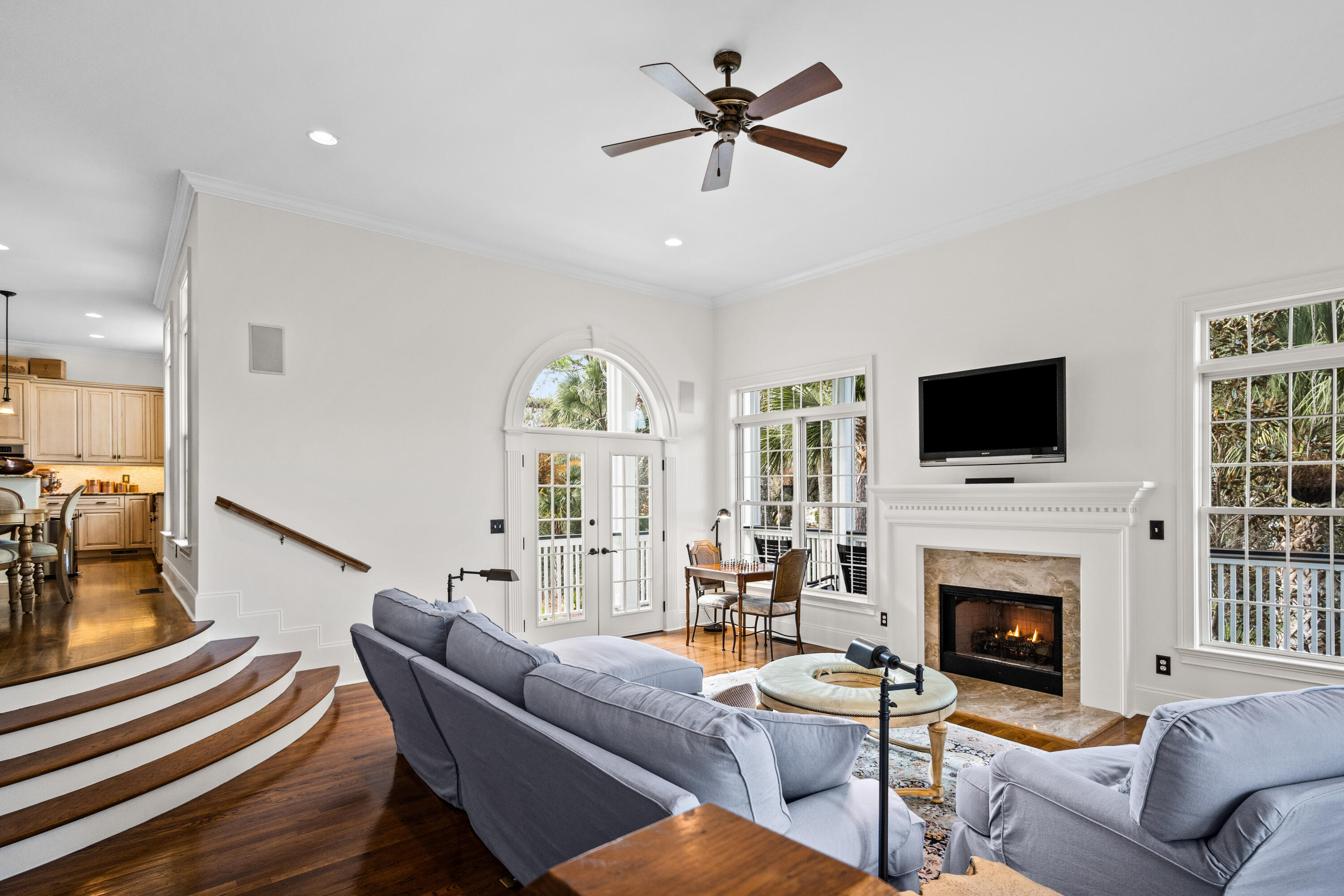 3600 Henrietta Hartford Road Mount Pleasant, SC 29466 - Photo 31 of 92 Living room
