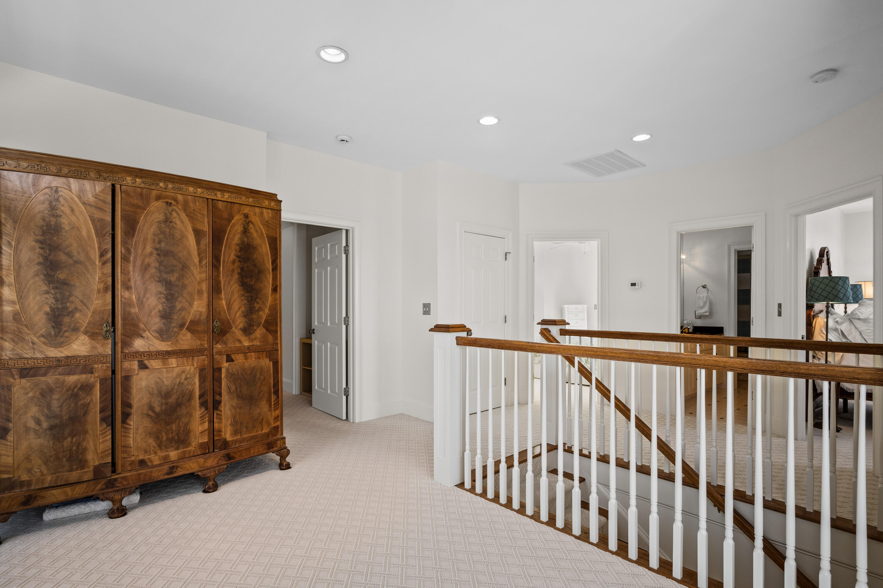 3600 Henrietta Hartford Road Mount Pleasant, SC 29466 - Photo 37 of 92 Third floor landing