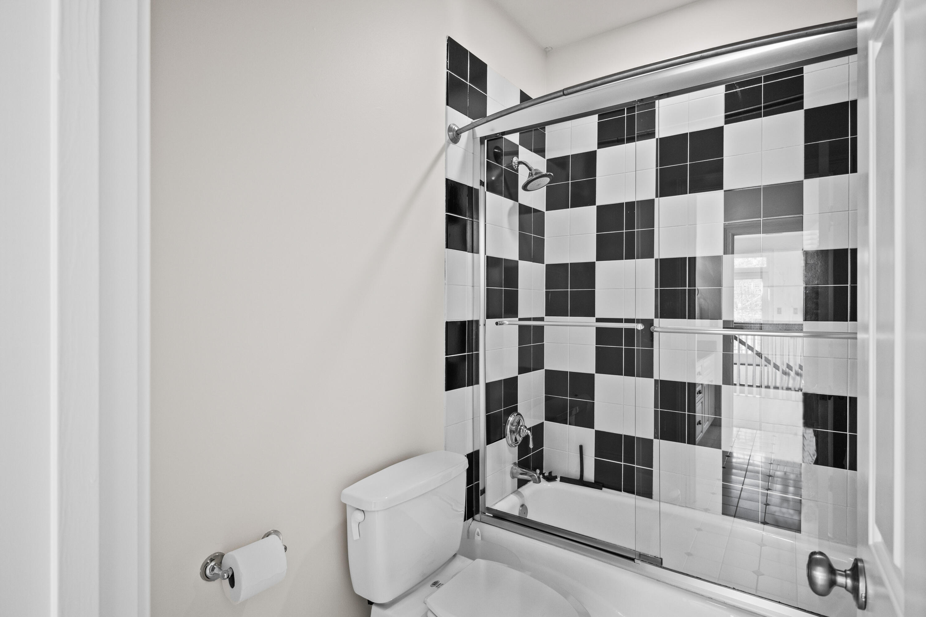 3600 Henrietta Hartford Road Mount Pleasant, SC 29466 - Photo 43 of 92 Shared bathroom