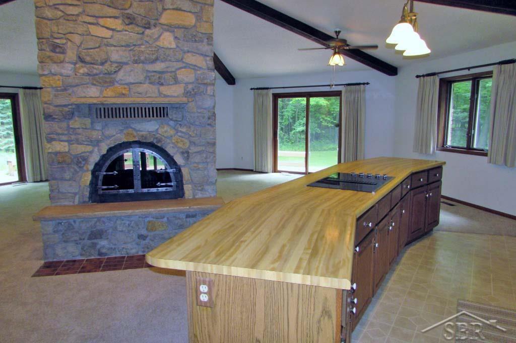 14668 West Gary Road Chesaning, MI 48616 - Photo 13 of 37 50052846-12.JPG