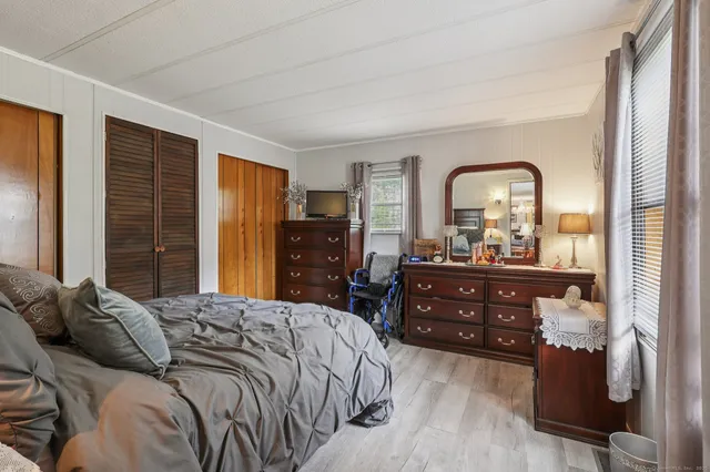 $95,000 | 15 Stonewood Terrace, Vernon, CT 06066