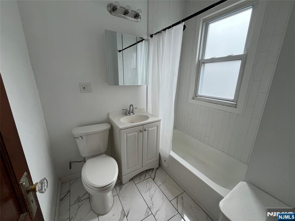 202 North 17th Street, Unit 1 Bloomfield, NJ 07003 - Photo 4 of 7