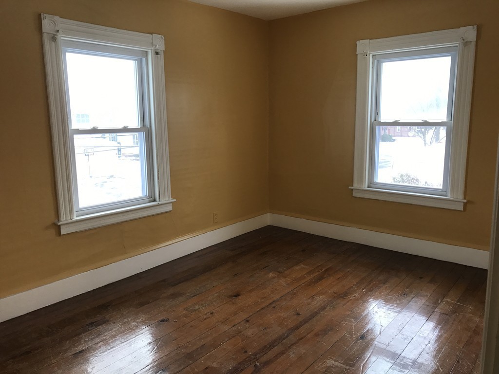18-20 Silver Street Springfield, MA 01107 - Photo 5 of 18 Gallery Image 5