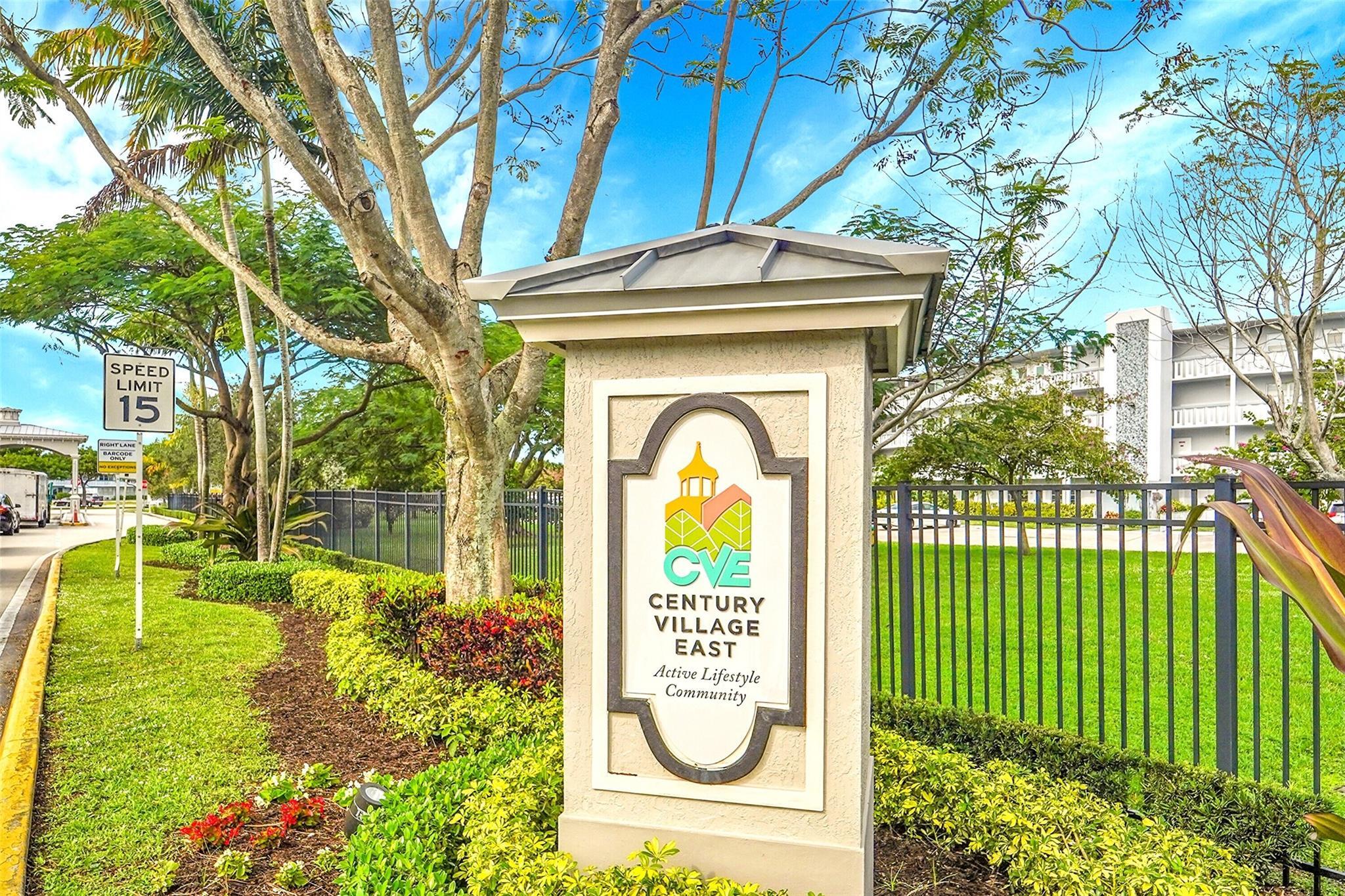 263 Ventnor R Deerfield Beach, FL 33442 - Photo 106 of 107 Entrance - 1