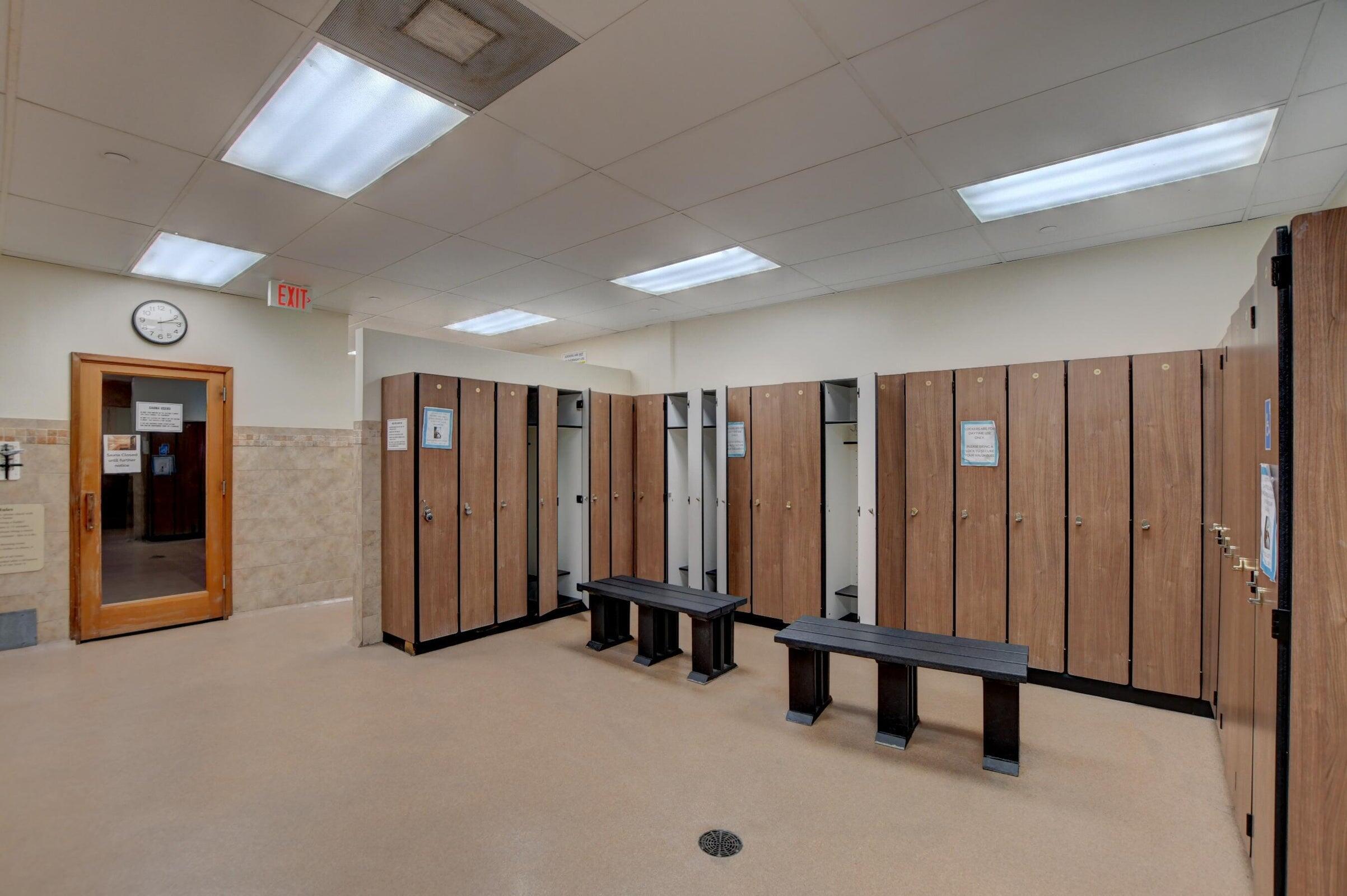 263 Ventnor R Deerfield Beach, FL 33442 - Photo 74 of 107 Locker Room