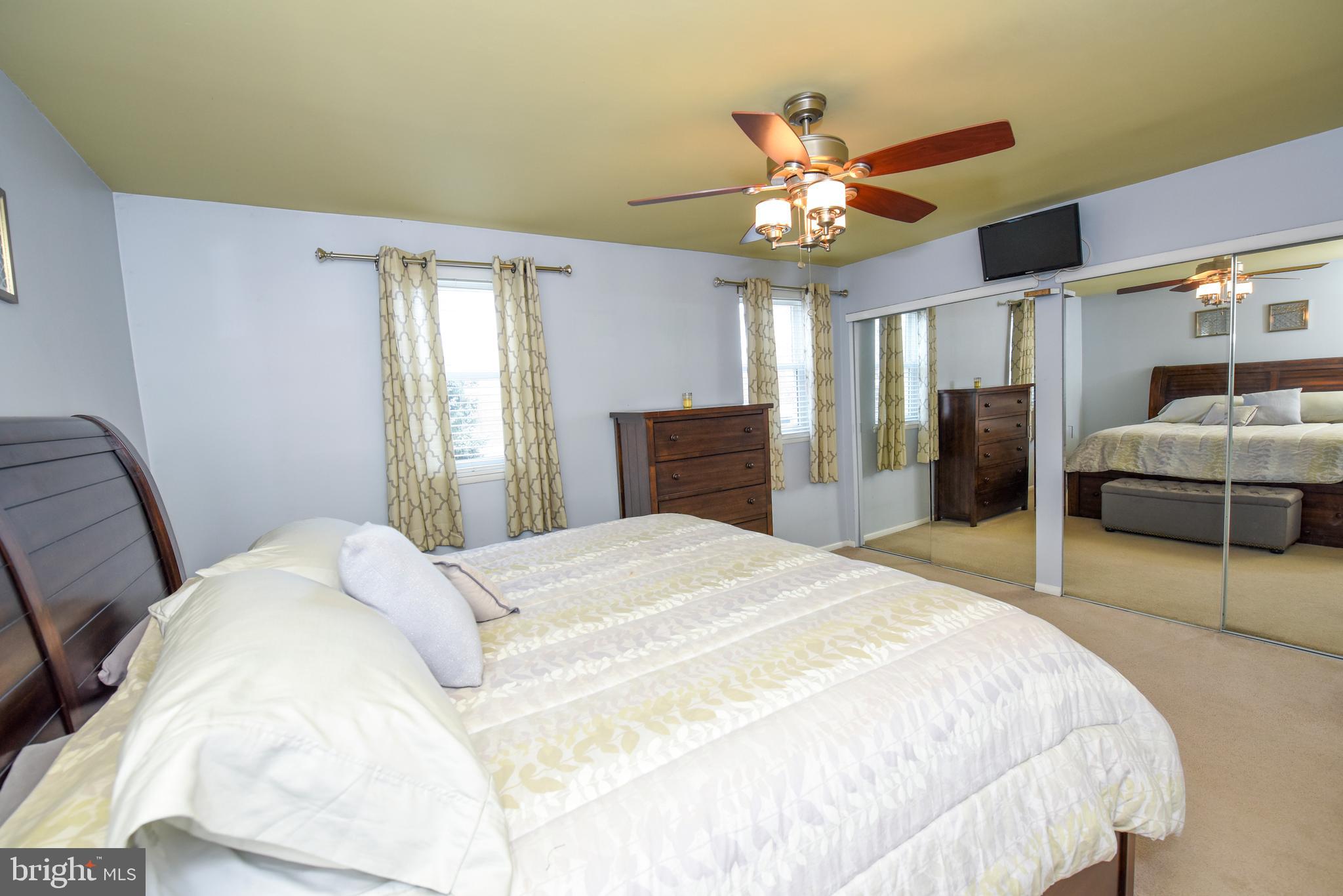 11862 Sewell Road Philadelphia, PA 19116 - Photo 13 of 27