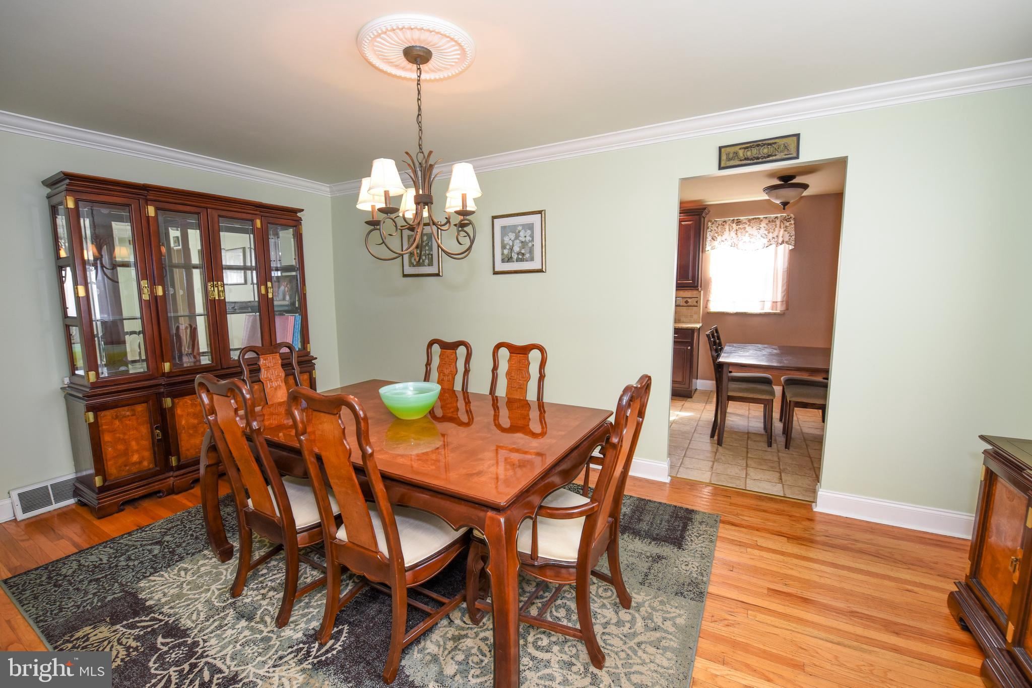 11862 Sewell Road Philadelphia, PA 19116 - Photo 6 of 27