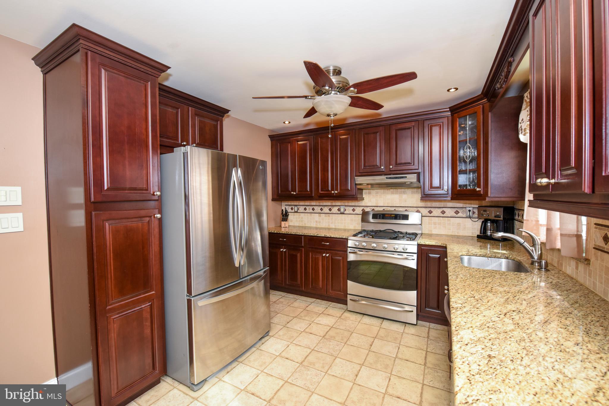11862 Sewell Road Philadelphia, PA 19116 - Photo 9 of 27