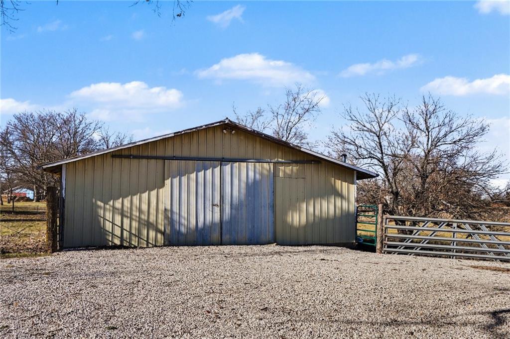 543 East Park Road Garnett, KS 66032 - Photo 55 of 68
