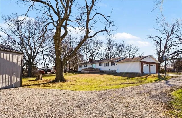 $489,000 | 543 East Park Road, Garnett, KS 66032