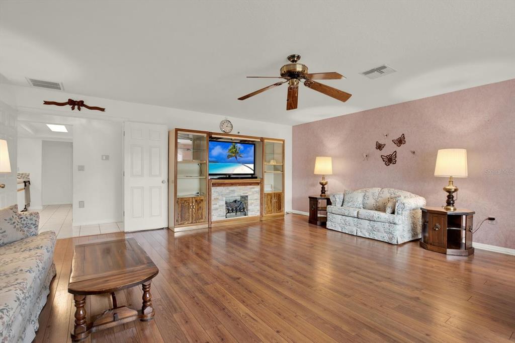 6118 Nardello Avenue Spring Hill, FL 34608 - Photo 32 of 42