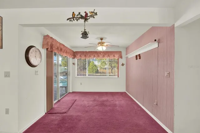 a view of livingroom with furniture