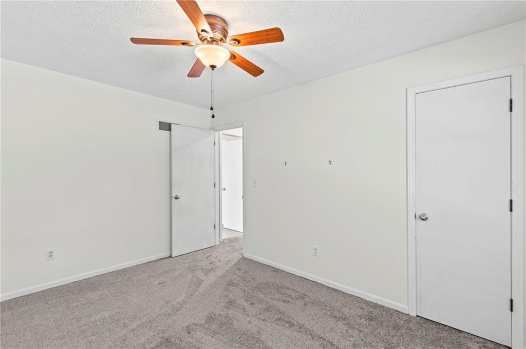 2204 Northeast Chipman Road Lee's Summit, MO 64086 - Photo 20 of 37