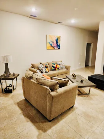 $2,100 | 640 Tanaro Lane, Haines City, FL 33844