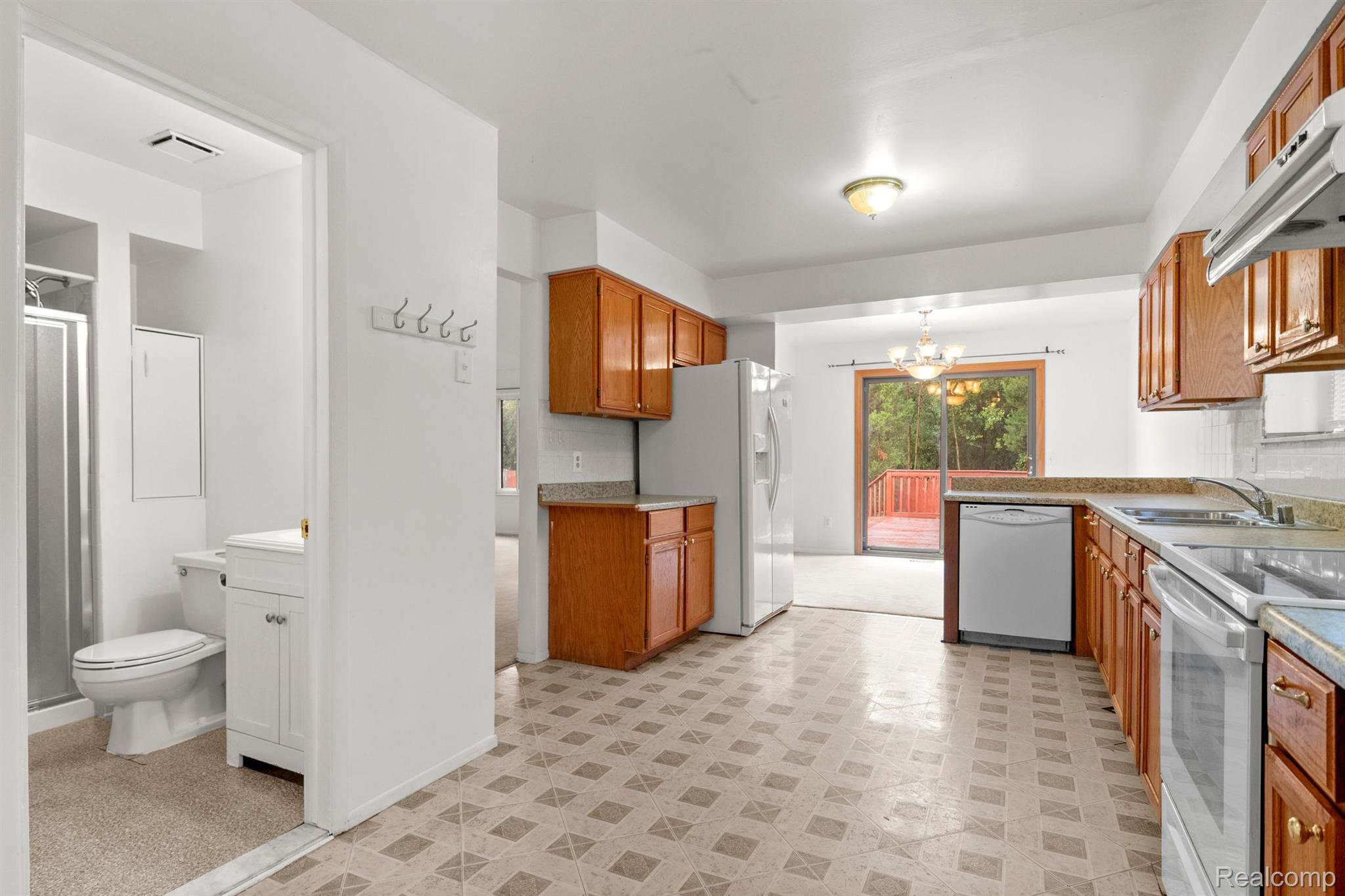 885 Milverton Road Troy, MI 48083 - Photo 18 of 58 Gallery Image 18