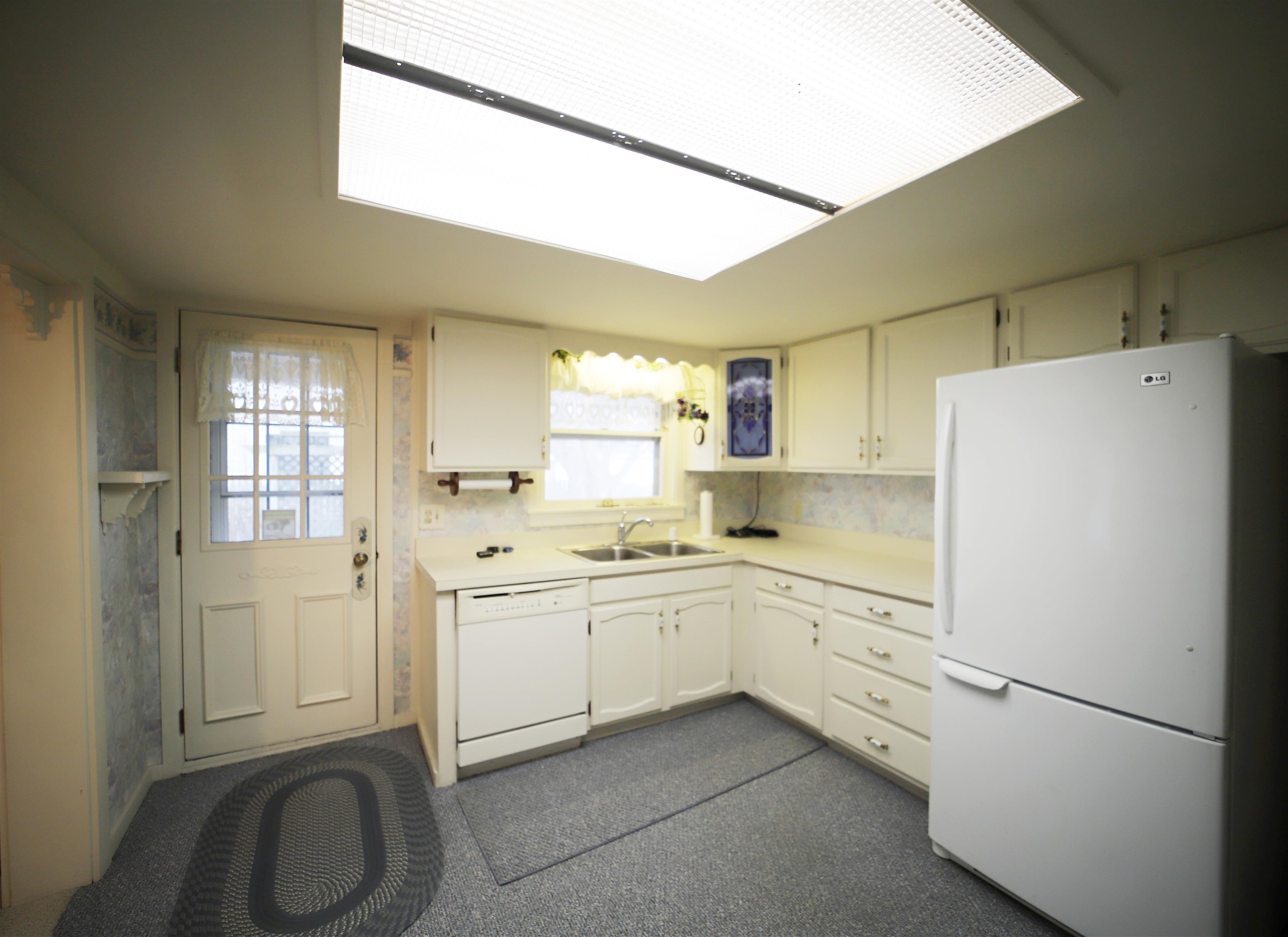 202 Elm Street Flushing, MI 48433 - Photo 16 of 33 50097367-15.JPG