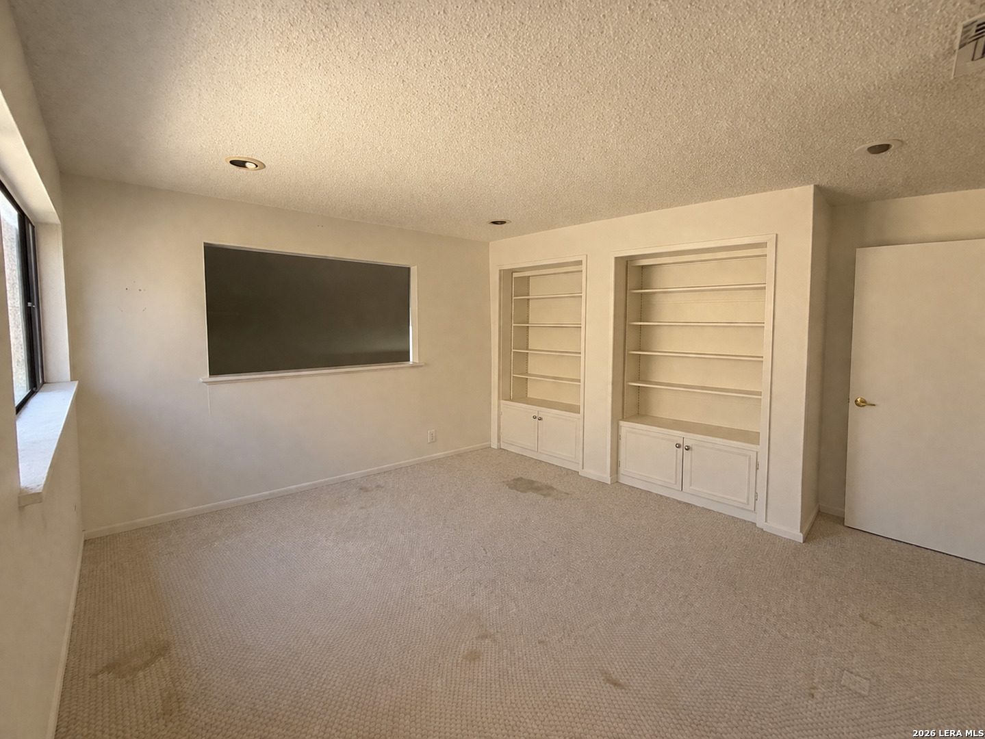 8929 Willmon Way Windcrest, TX 78239 - Photo 8 of 12