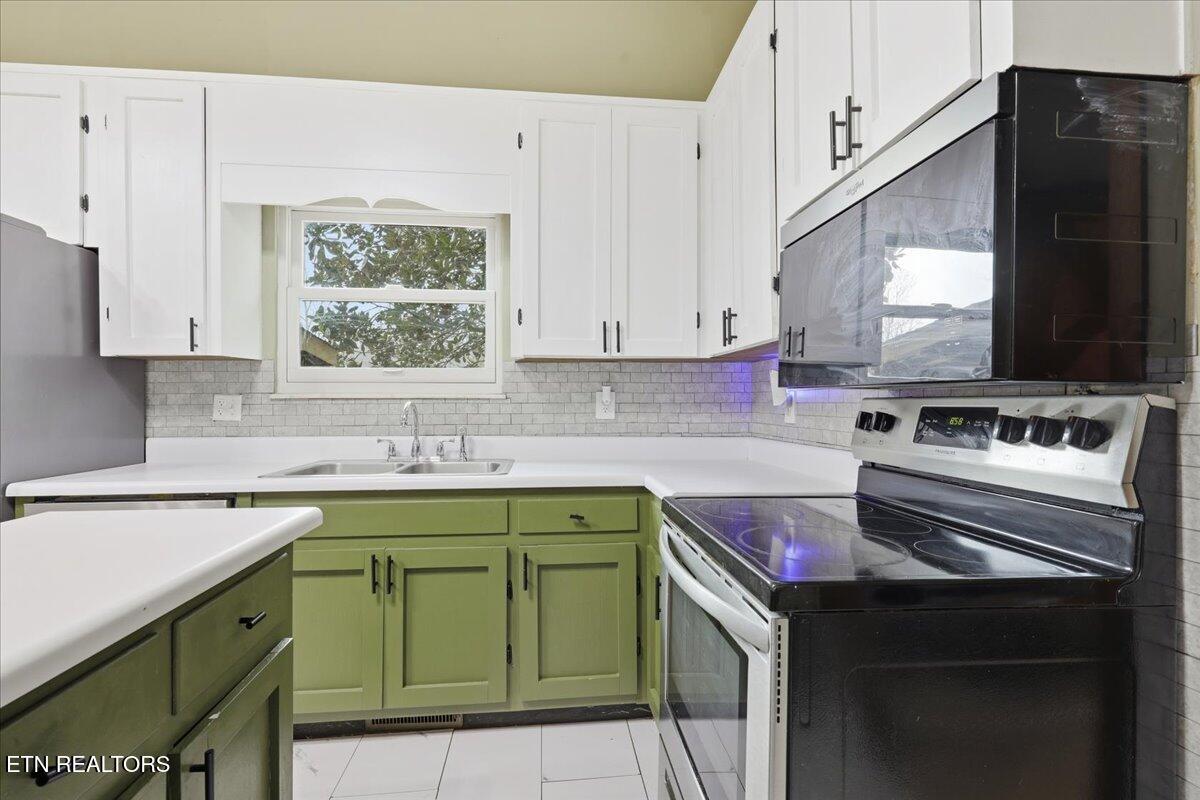 129 Greystone Drive Oak Ridge, TN 37830 - Photo 11 of 30 12-009_7K9A2760