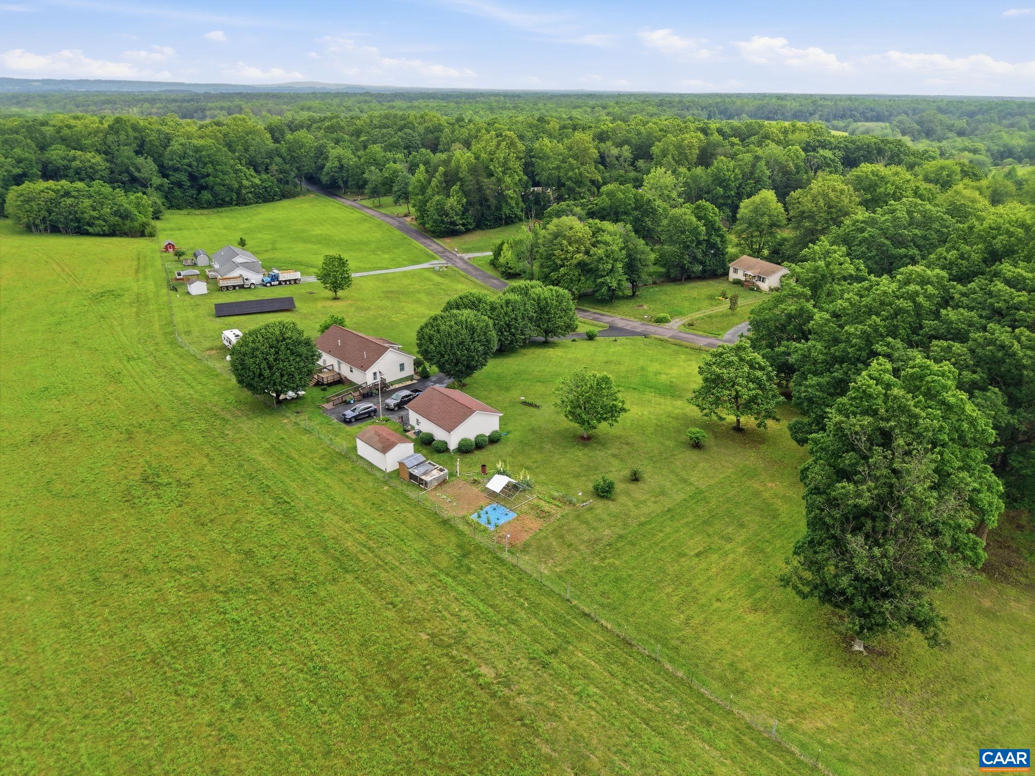 9402 Cedar Hollow Road Unionville, VA 22567 - Photo 16 of 73