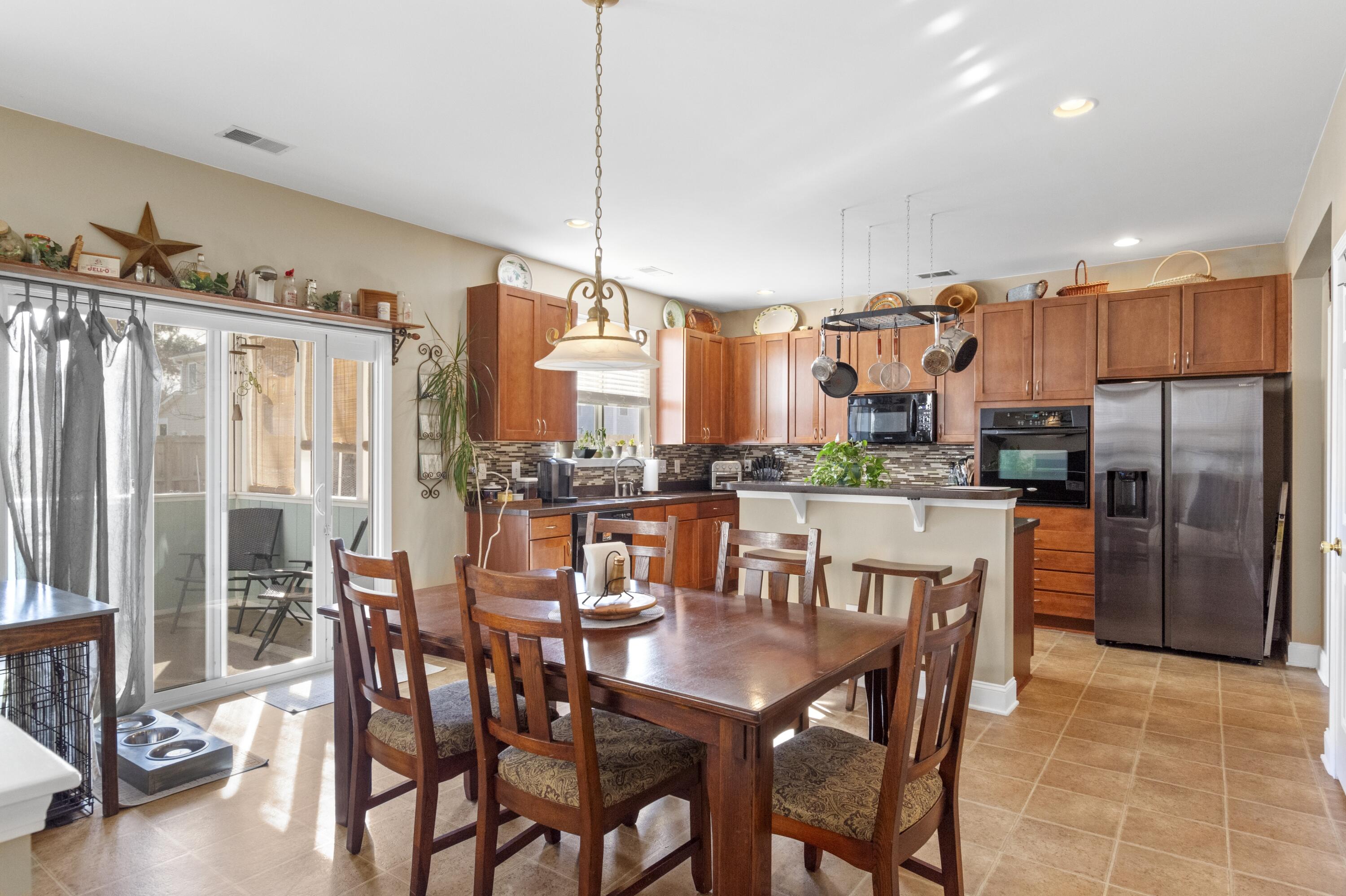 1111 Homework Avenue Ladson, SC 29456 - Photo 8 of 27 mo2501291-1010