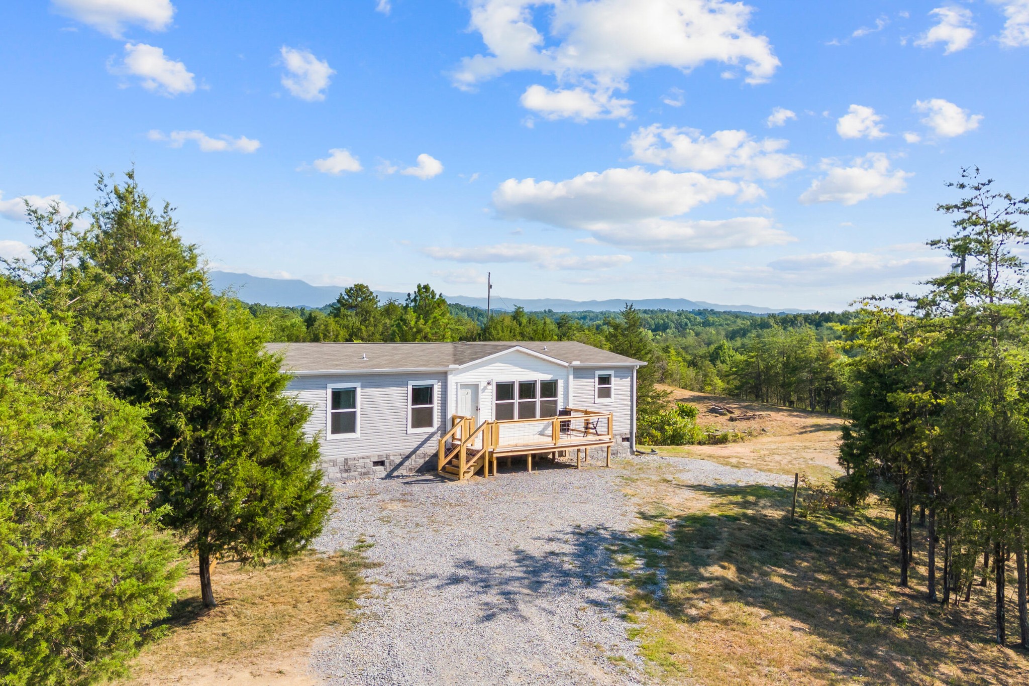2710 Buck Horn Road Sevierville, TN 37876 - Photo 2 of 40 Gallery Image 2
